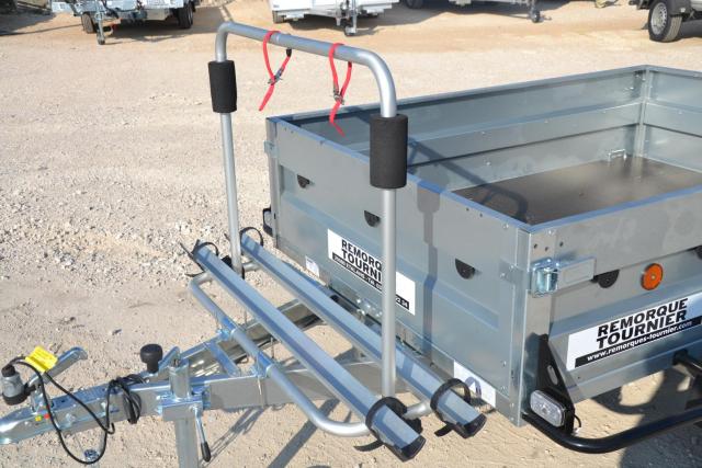 Porte 2 vélos fixé sur flèche (capacité maxi. 35kg), remorque